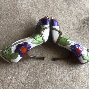 Authentic Dolce & Gabbana 👠